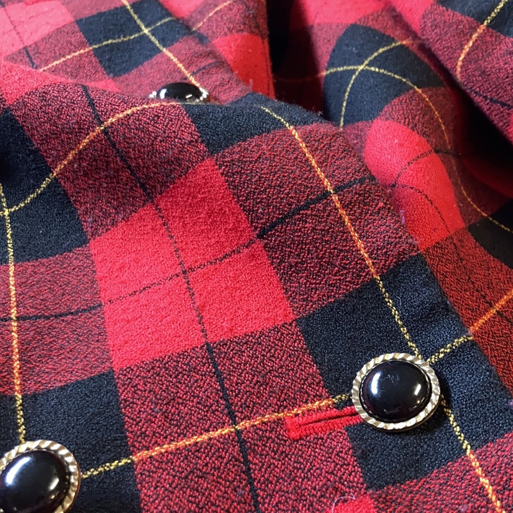 Vintage Maggie Barnes Red Plaid Jacket - Picture 8 of 8